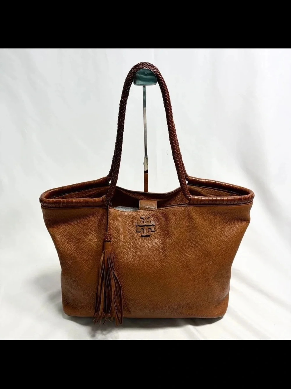 Tory Burch classic pebble